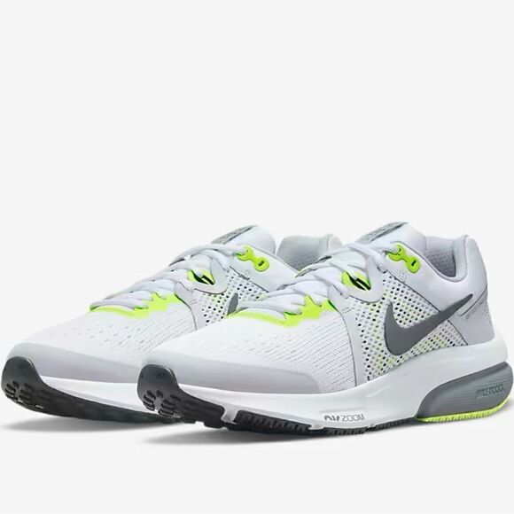 NWT Nike Zoom Prevail  - Picture 2 of 12